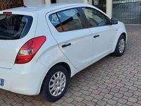 Usata Hyundai i20 Comfort 77 CV (56 kW) 2010 Utilitaria