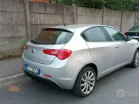 Usata Alfa Romeo Giulietta 120 CV (88 kW) 2019 Grigio Utilitaria
