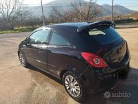 Usata Opel Corsa Sport 90 CV (66 kW) 2007 Nero Coupé
