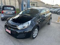 usata Kia Rio GPL casa madre 1.2 benzina 85 cavalli 2012