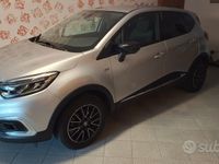 Usata Renault Captur 90 CV (66 kW) 2019 Grigio SUV