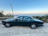 Usata Jaguar XJ8 1998 Verde Berlina
