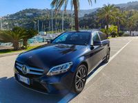 Usata Mercedes C220 Business 194 CV (142 kW) 2019 Blu/azzurro Station wagon