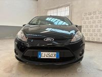 Usata Ford Fiesta 70 CV (51 kW) 2011 Nero Utilitaria