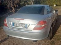 Usata Mercedes SLK200 163 CV (119 kW) 2004 Argento Cabrio