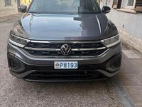 Usata VW T-Roc R-line 110 CV (80 kW) 2023 Grigio SUV