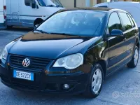 Usata VW Polo Sportline 69 CV (50 kW) 2007 Nero Utilitaria