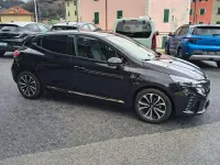 Usata Renault Clio V Techno 90 CV (66 kW) 2025 Nero metallizzato Berlina