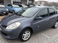 Usata Renault Clio II LE 75 CV (55 kW) 2008 Other Berlina