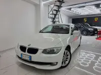 Usata BMW 320 150 CV (110 kW) 2011 Bianca Berlina
