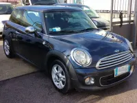 Usata Mini One D 90 CV (66 kW) 2014 Blu/azzurro Utilitaria