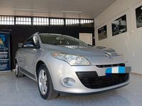 Usata Renault Mégane GrandTour 110 CV (80 kW) 2010 Argento Station wagon