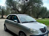 Usata Lancia Ypsilon 69 CV (50 kW) 2005 Grigio Utilitaria
