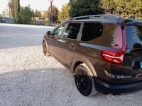 Usata Dacia Jogger 101 CV (74 kW) 2022 Marrone Monovolume