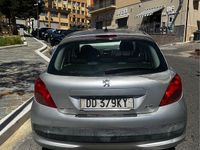 Usata Peugeot 207 70 CV (51 kW) 2010 Grigio Utilitaria