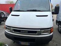 usata Iveco Daily 35 C 11 Bar.tor.2.8D PL-RG Cabinato