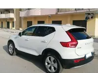 Usata Volvo XC40 Momentum 150 CV (110 kW) 2019 Bianco SUV