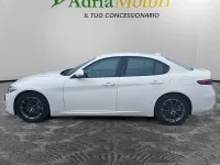 Usata Alfa Romeo Giulia Business 160 CV (117 kW) 2021 Bianco Berlina