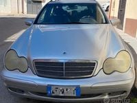 Usata Mercedes 220 2003 Grigio Berlina