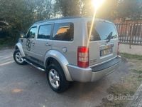Usata Dodge Nitro 177 CV (130 kW) 2007 Grigio SUV