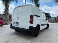 Usata Peugeot Partner 75 CV (55 kW) 2015 Bianco Monovolume