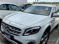 Usata Mercedes GLA180 108 CV (79 kW) 2018 Bianco SUV