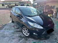 Usata Ford Fiesta Titanium 71 CV (52 kW) 2012 Nero Berlina