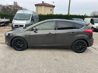 Usata Ford Focus Titanium 120 CV (88 kW) 2016 Grigio Berlina