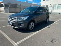 Usata Ford Kuga Business Edition 120 CV (88 kW) 2017 Grigio SUV