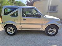Usata Suzuki Jimny 80 CV (58 kW) 2004 Grigio SUV