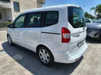 Usata Ford Tourneo Courier S 75 CV (55 kW) 2020 Bianco Monovolume