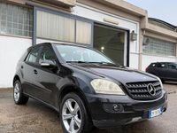 Usata Mercedes ML320 224 CV (164 kW) 2006 Nero SUV