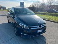 Usata Mercedes B180 109 CV (80 kW) 2015 Nero Monovolume