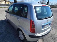 Usata Lancia Musa 90 CV (66 kW) 2007 Argento Monovolume