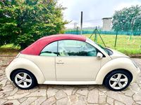 Usata VW New Beetle Cabriolet 116 CV (85 kW) 2004 Beige Cabrio
