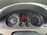 Usata VW Passat 105 CV (77 kW) 2005 Berlina