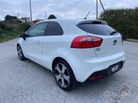 Usata Kia Rio 90 CV (66 kW) 2014 Bianco pastello Utilitaria