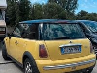 Usata Mini ONE 90 CV (66 kW) 2003 Giallo Utilitaria