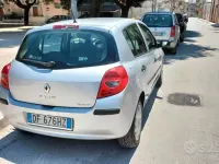 Usata Renault Clio II 65 CV (47 kW) 2006 Grigio Berlina