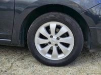 Usata Dacia Sandero Lauréate 75 CV (55 kW) 2015 Berlina