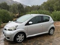 Gebraucht Toyota Aygo 68 PS (50 kW) 2010 Grau Kleinwagen