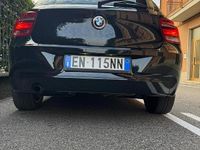 Usata BMW 114 102 CV (75 kW) 2012 Nero Utilitaria