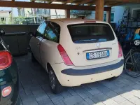Usata Lancia Ypsilon 69 CV (50 kW) 2004 Bianco Utilitaria
