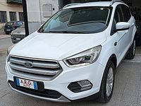 Usata Ford Kuga Titanium 120 CV (88 kW) 2018 Bianco SUV