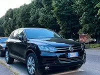 Usata VW Touareg 240 CV (176 kW) 2011 Nero SUV