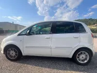 Usata Lancia Musa 77 CV (56 kW) 2012 Bianco Monovolume
