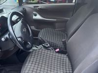 Usata Toyota iQ 68 CV (50 kW) 2009 Utilitaria