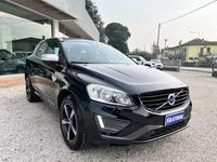 Usata Volvo XC60 R-Design 150 CV (110 kW) 2016 Nero SUV