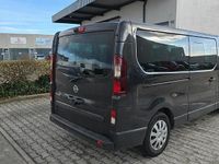 Usata Nissan NV300 121 CV (88 kW) 2019 Nero Furgone