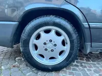 Usata Mercedes 200 109 CV (80 kW) 1989 Berlina